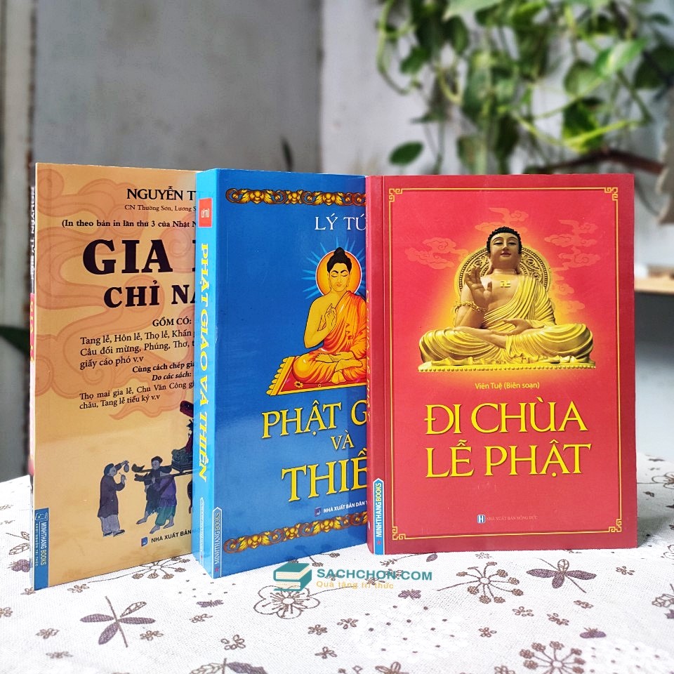 Đi Chùa Lễ Phật + Phật Giáo Và Thiền + Gia Lễ Chỉ Nam (3 quyển)